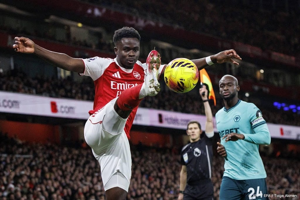 Arsenal voorkomt in extra tijd puntenverlies tegen Wolverhampton