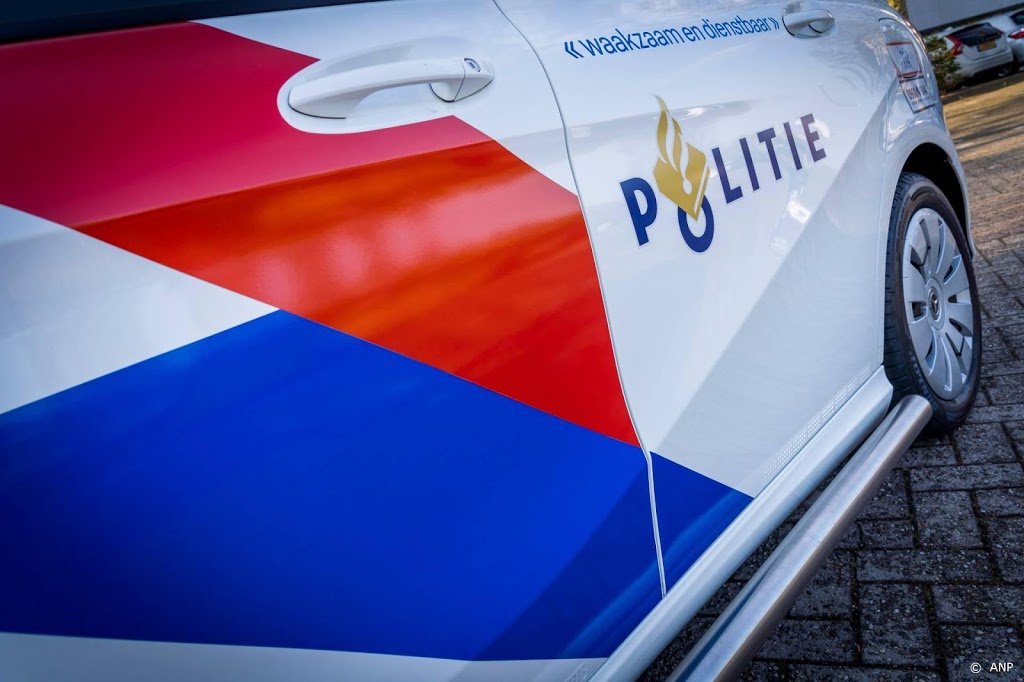 Politie zoekt doorrijder na ongeval met zwaargewonde in Zeist
