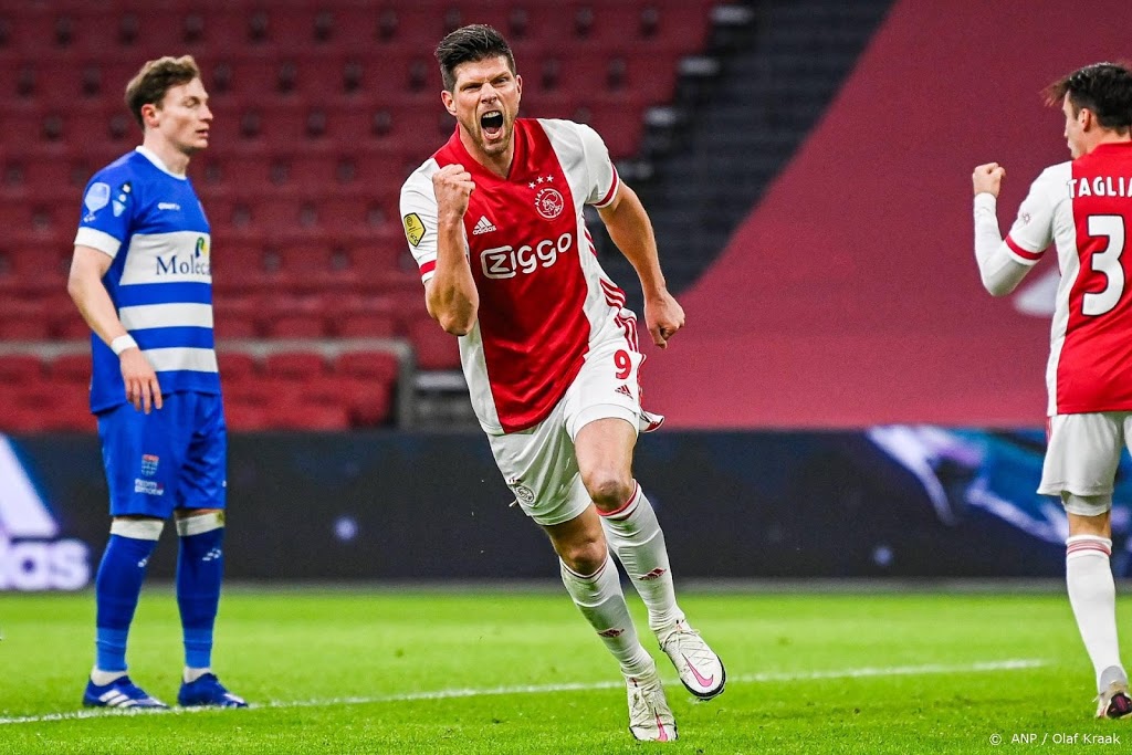 Ajax-trainer Ten Hag wil Huntelaar liever niet kwijt 