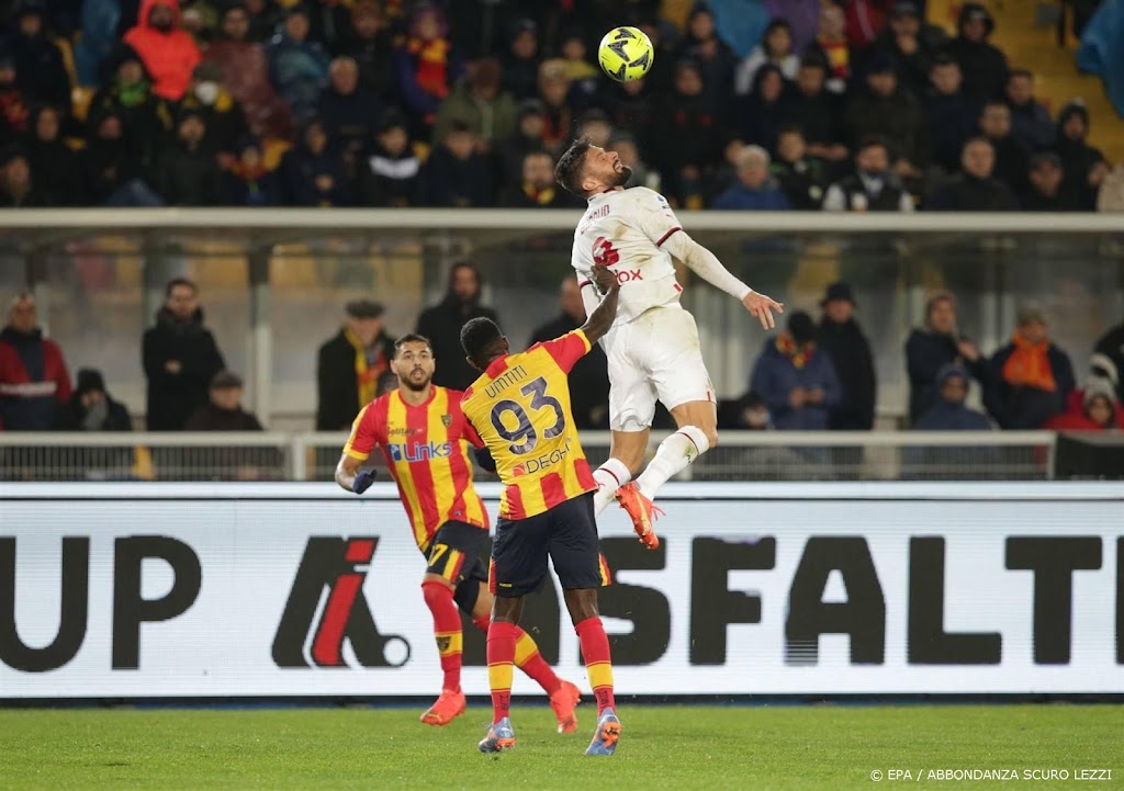 AC Milan speelt gelijk bij Lecce en ziet koploper Napoli uitlopen