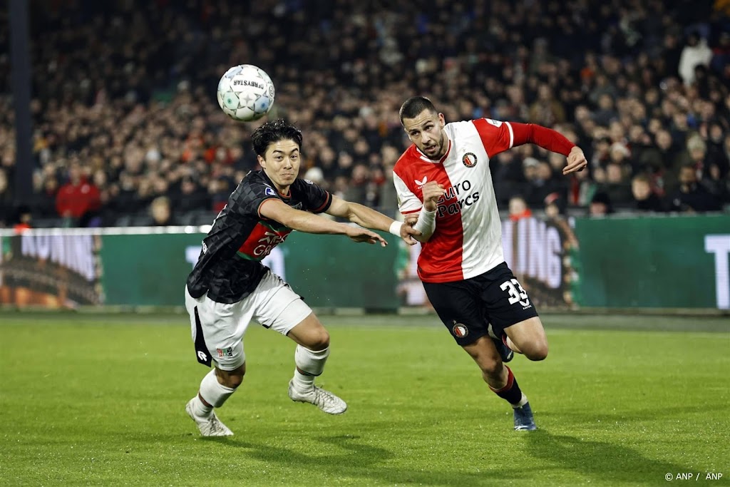 Feyenoord speelt gelijk tegen NEC en raakt verder achterop bij PSV
