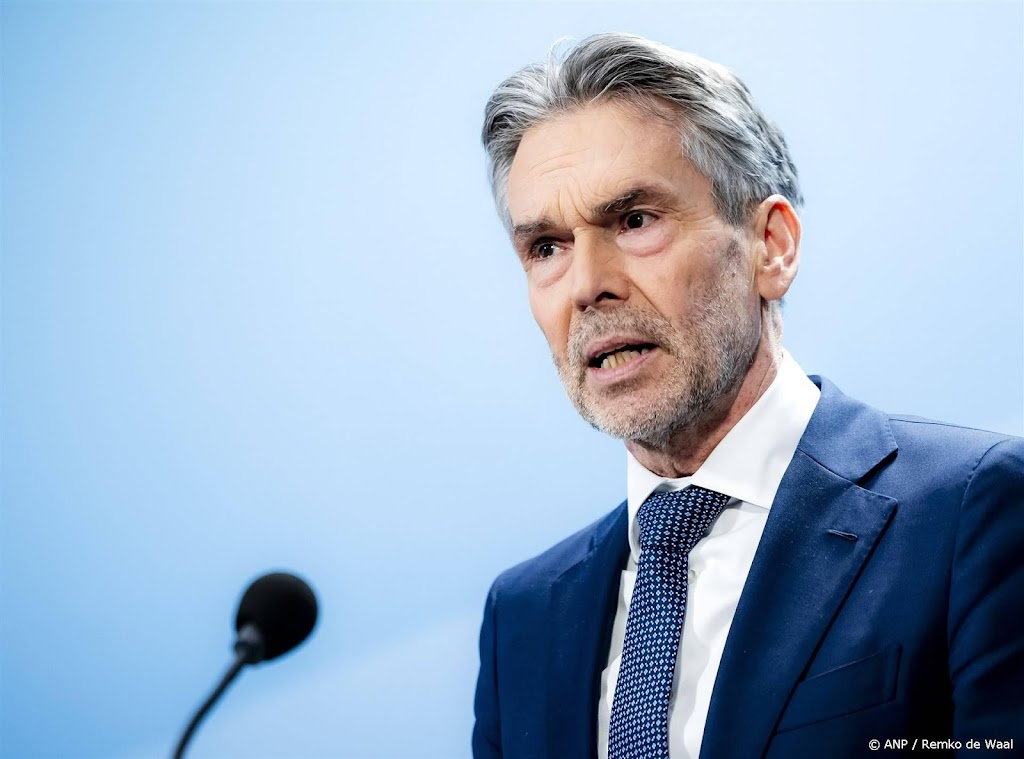 Schoof en twee VVD-ministers naar economische top in Davos
