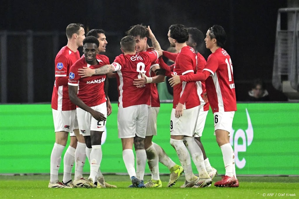 AZ wint voor tweede keer in ruim een maand van Ajax 