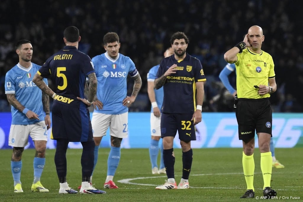 Napoli speelt tegen Parma voor de derde keer op rij gelijk
