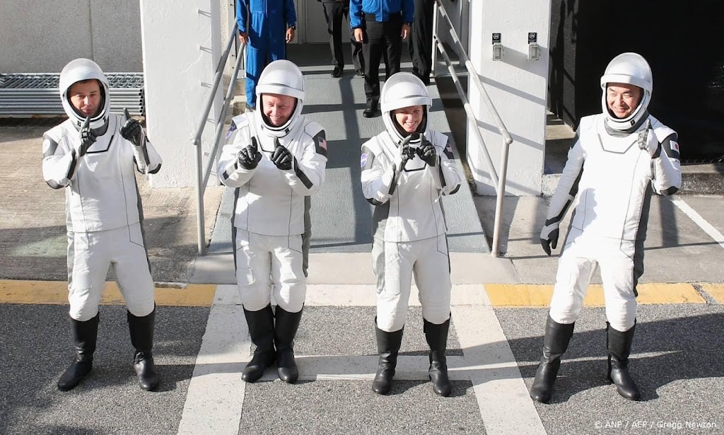 Bemanningsleden ISS eerder dan gepland op weg terug naar aarde