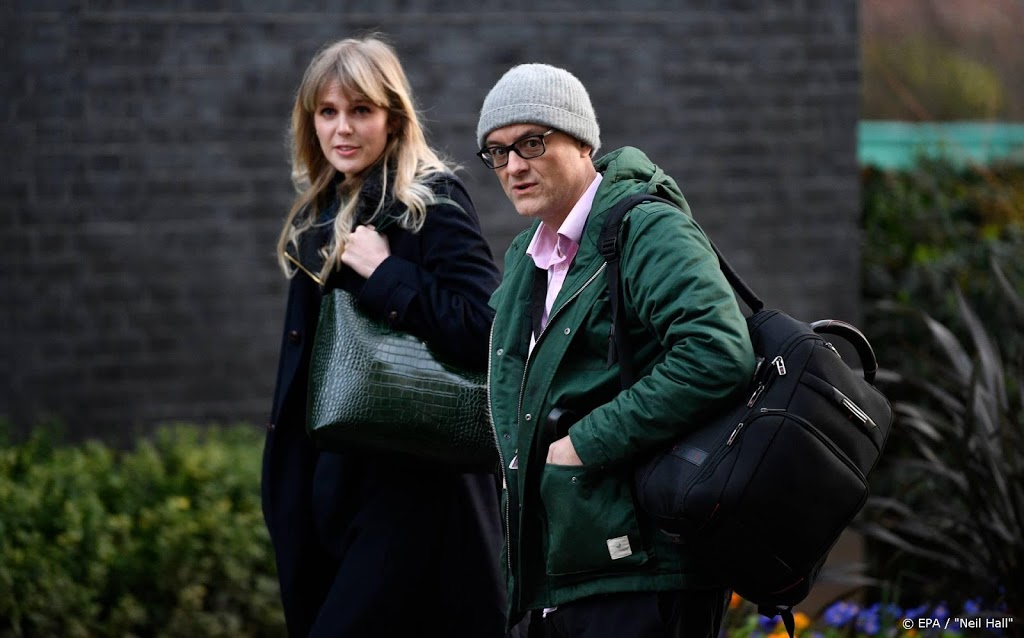 Boris Johnson verwelkomt nieuwe kabinet