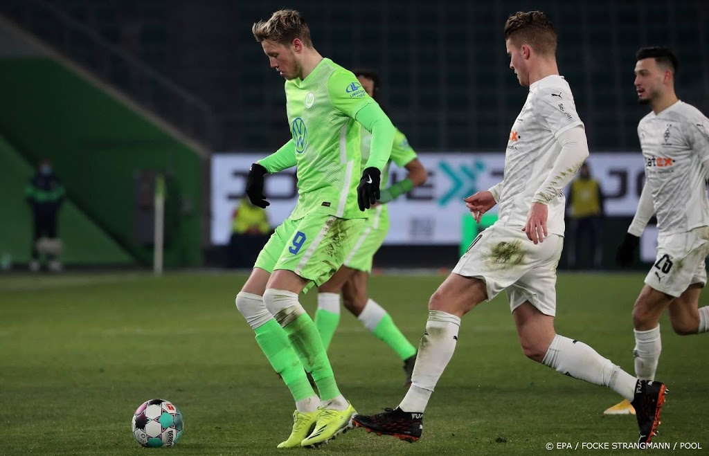Spits Weghorst kan Wolfsburg niet aan zege helpen