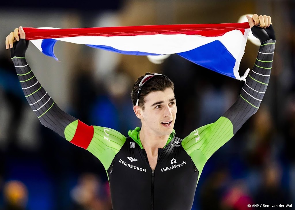 De Boo schaatst met baanrecord naar nationale titel op 500 meter 