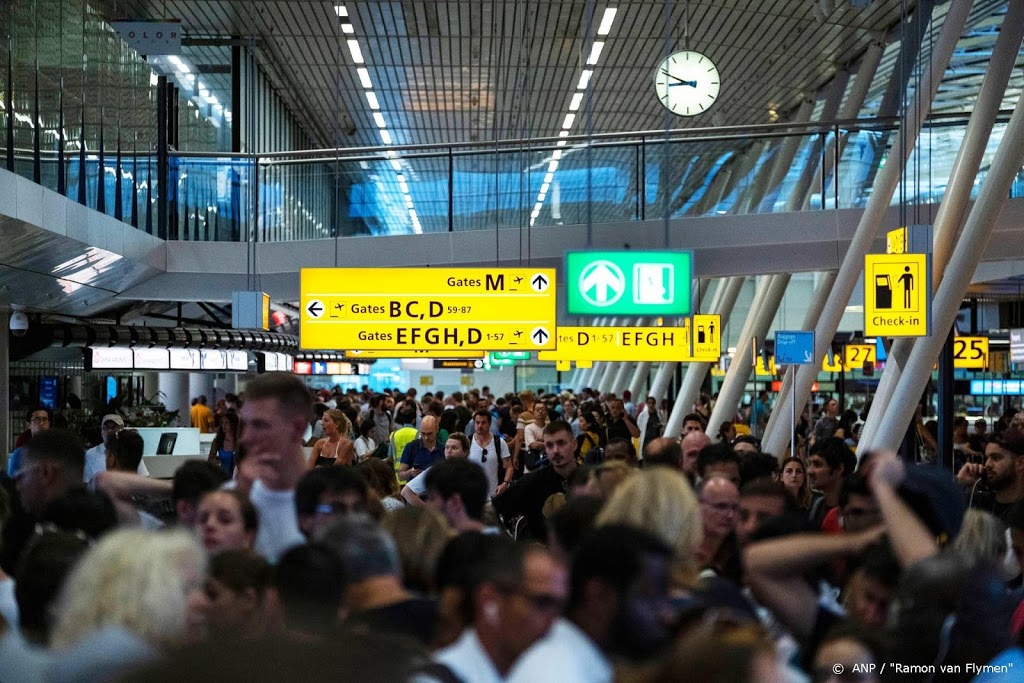 Reisbranche komt met speciaal corona-voucher om reis om te boeken