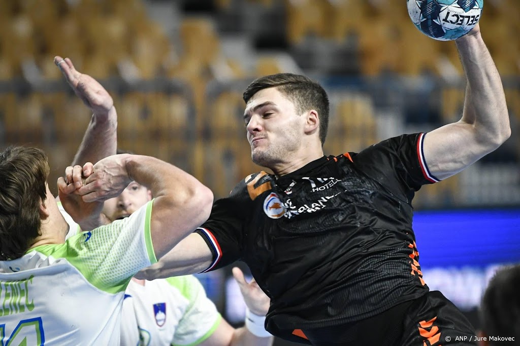 Handballers kloppen Polen met doelpunt in slotseconde