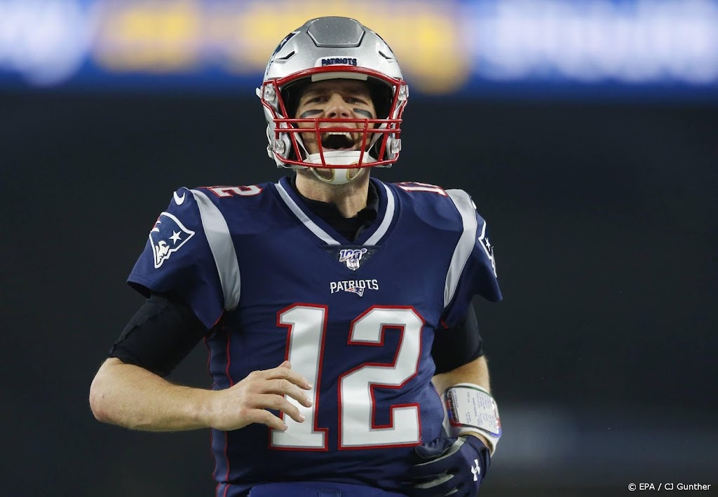 American footballspeler Tom Brady gaat toch nog een seizoen door