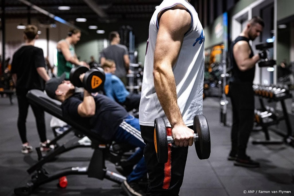 Basic-Fit en Pharming dalen op Damrak na cijfers