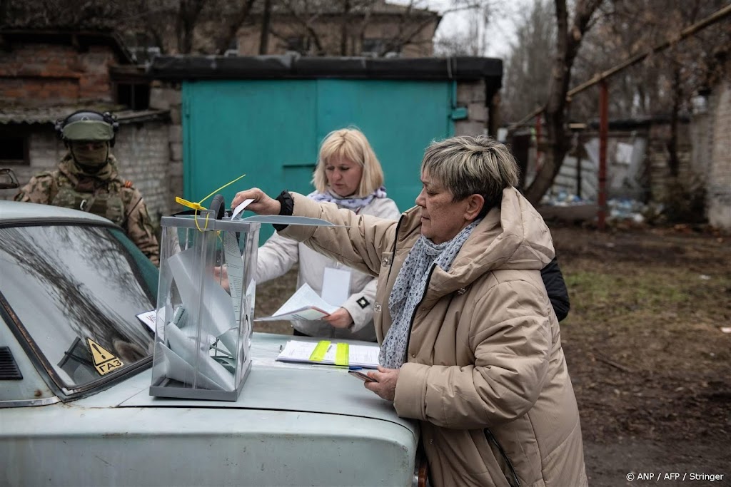 Russische stembureaus openen voor presidentsverkiezing in oosten