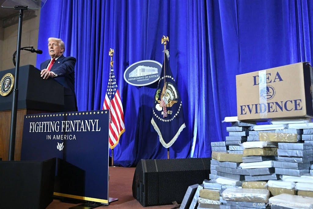 Trump valt justitie en media aan in toespraak