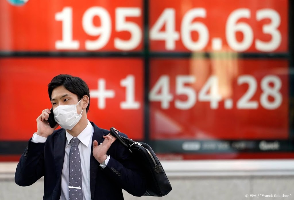 Chipbedrijven helpen Nikkei vooruit