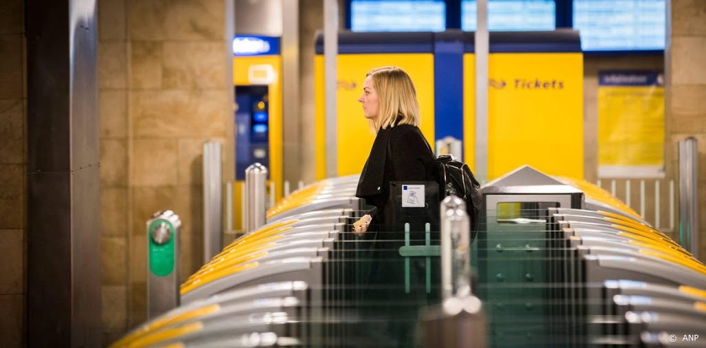 Ov-studentenkaart met drie maanden verlengd wegens coronacrisis