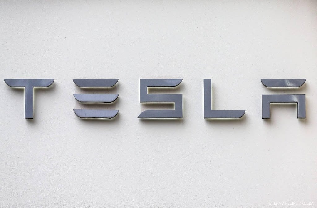 Schadevergoeding zwarte medewerker Tesla 122 miljoen dollar lager