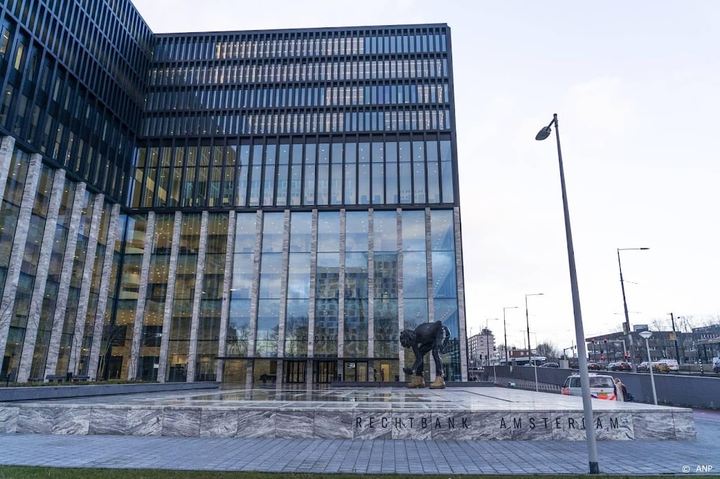Twaalf jaar cel voor Afghaanse gevangeniscommandant