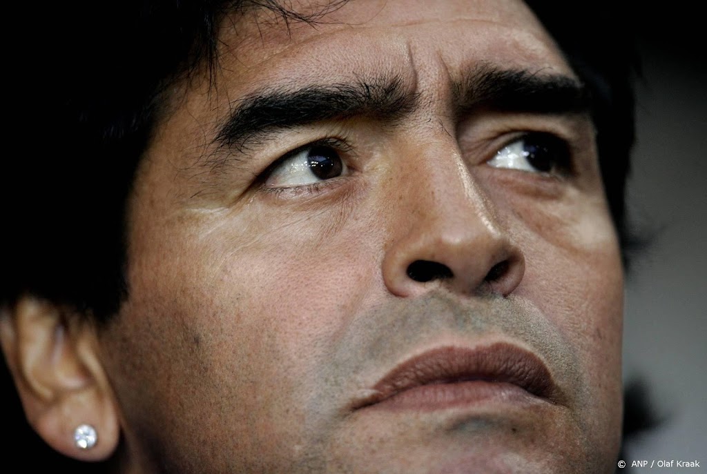 Openbaar Ministerie klaagt medisch team overleden Maradona aan