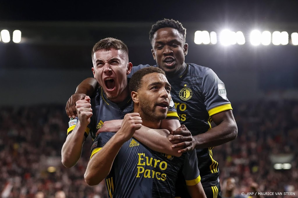 Spits Dessers geniet van twee treffers en plaats in halve finale