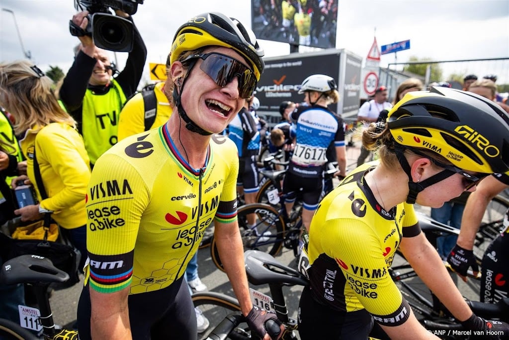 Vos klopt Wiebes en wint voor tweede keer Amstel Gold Race