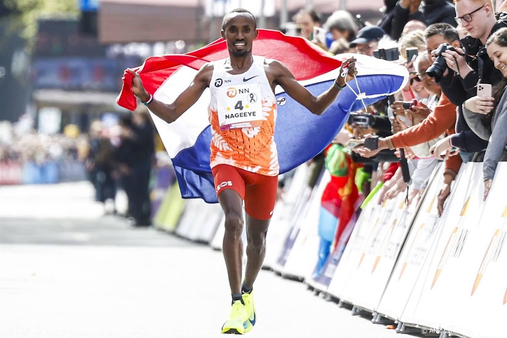 Nageeye wist al snel in marathon: niemand gaat mij eraf lopen