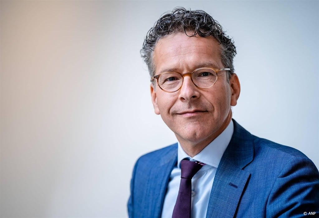 Prominenten dringen aan op oprichting nationale investeringsbank