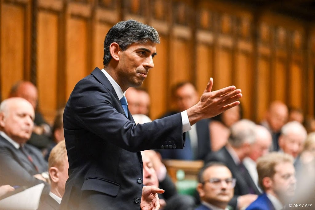 Britse ex-Conservatieven aangeklaagd voor gokken met voorkennis