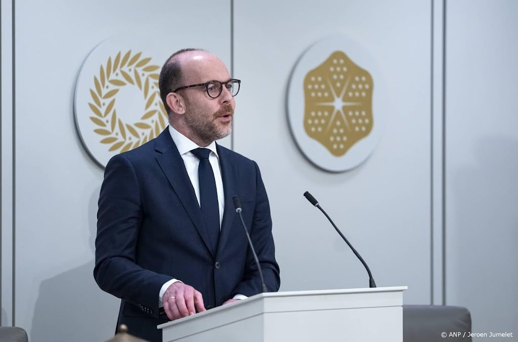 Minister: ongedocumenteerden alleen strafbaar bij niet meewerken