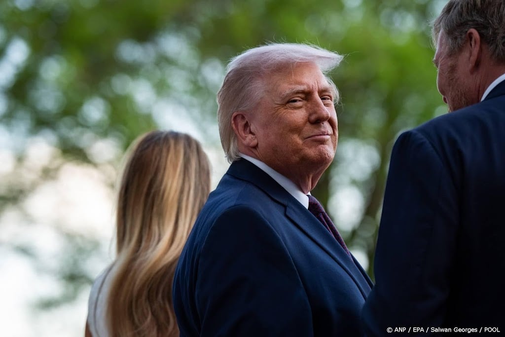 Optimisme over Iran stuwt Damrak, Besi naar recordniveau