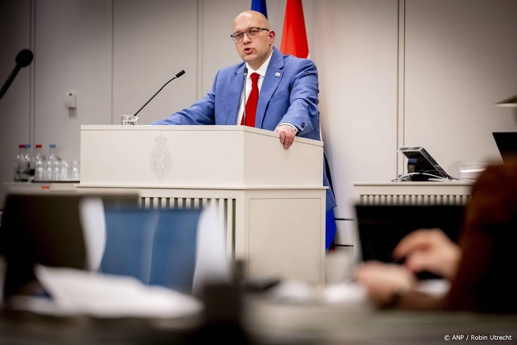 PVV dreigt in Eerste Kamer tegen Fabers asielwetten te stemmen