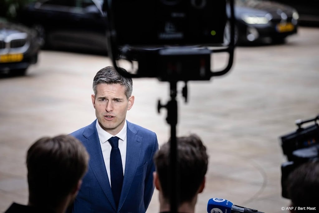 Berendsen bespreekt missie in Straat van Hormuz met Rubio