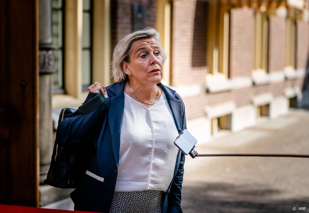 Opnieuw wacht Bijleveld een kritische Kamer over Hawija