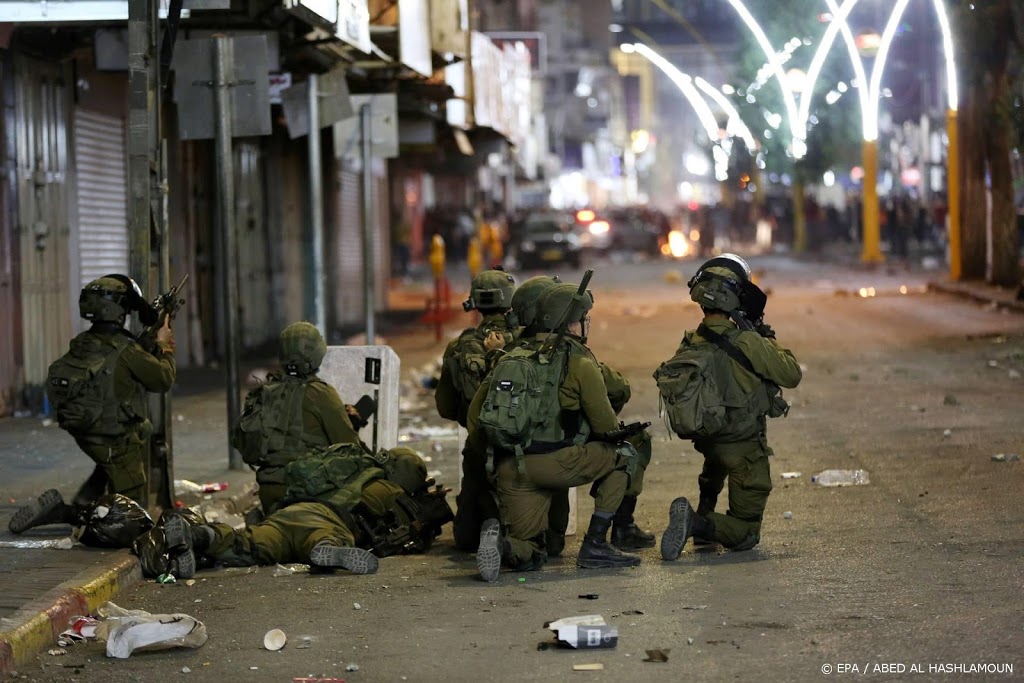 Israëlische grondtroepen vallen doelen in Gazastrook aan