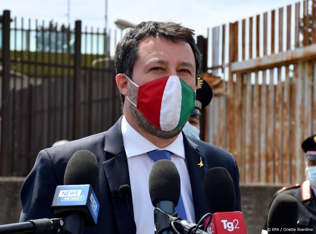 Rechter stopt zaak tegen Italiaanse ex-minister over migranten