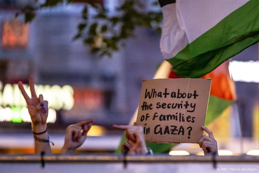 Rustige nacht bij vreedzaam protestkamp studenten in Maastricht