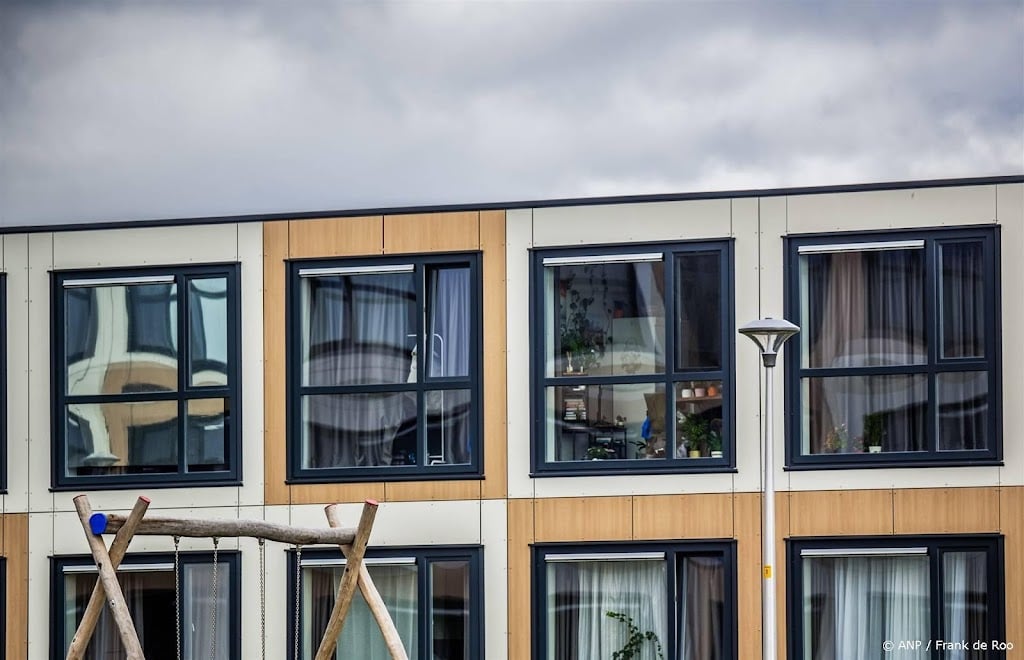 Aantal vergunningen voor tijdelijke woningen weer fors gestegen