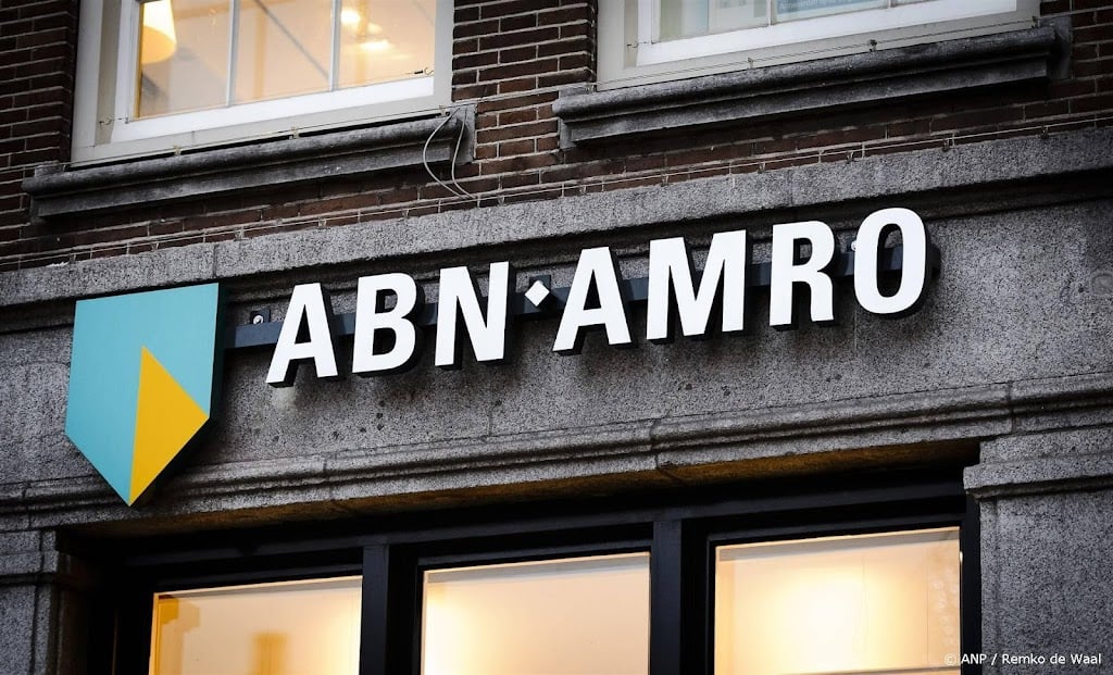 Lagere winst voor met kosten worstelend ABN AMRO