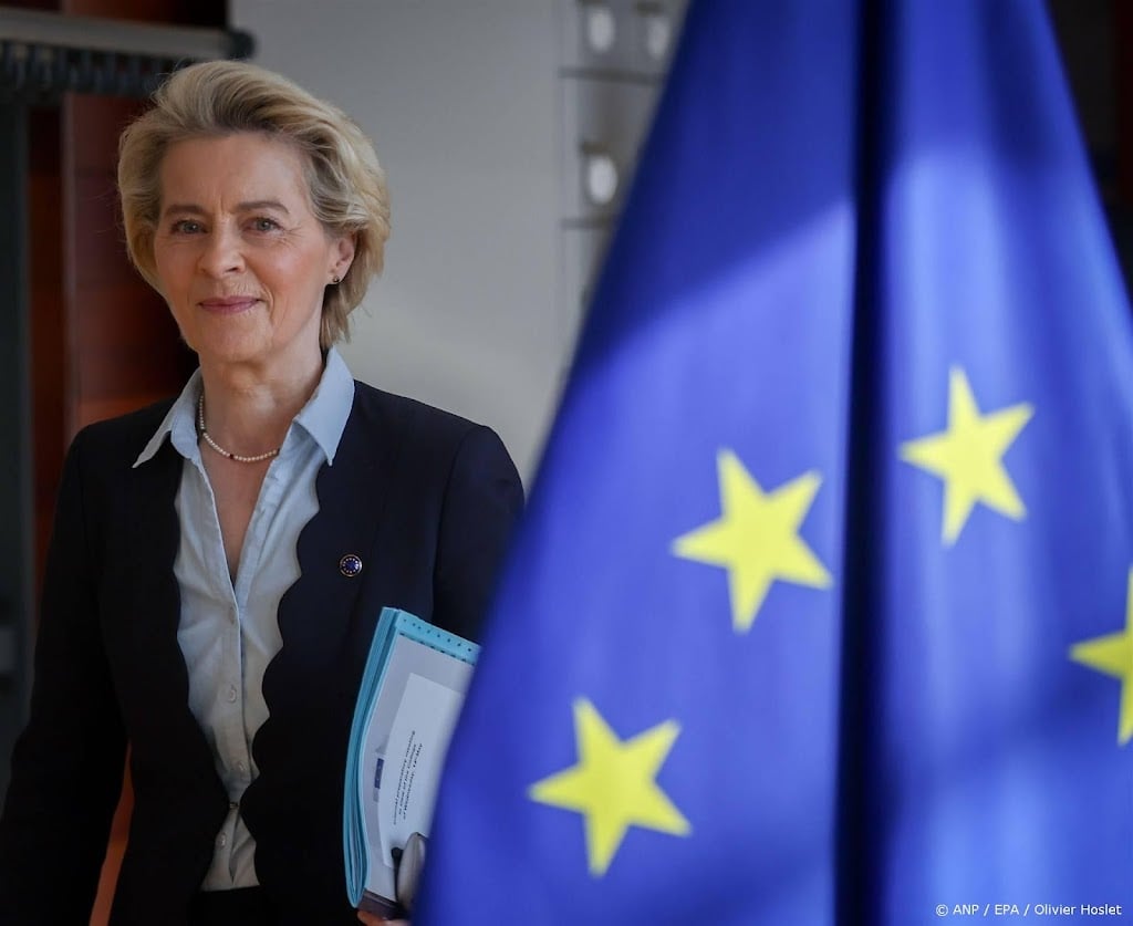 Corruptiewaakhond: uitspraak sms'jes Von der Leyen is historisch