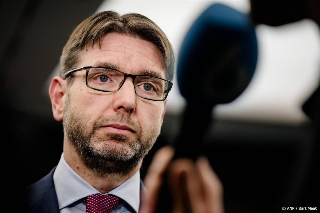 Oud-minister Van Weyenberg benoemd tot nieuwe wethouder Amsterdam