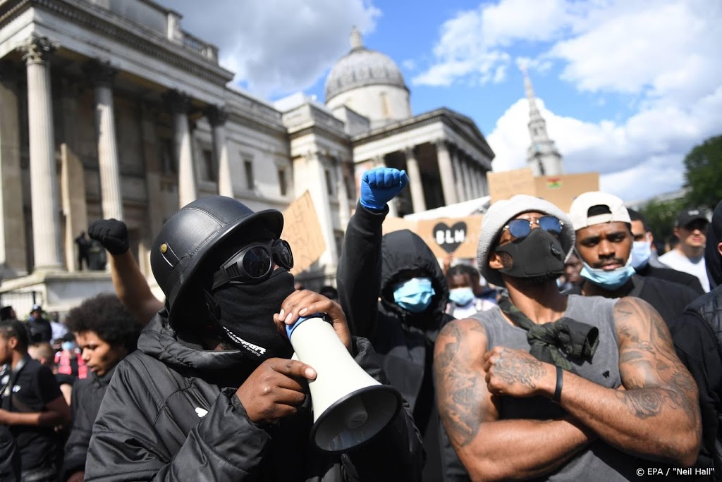 Meer dan 100 arrestaties na gewelddadig protest in Londen