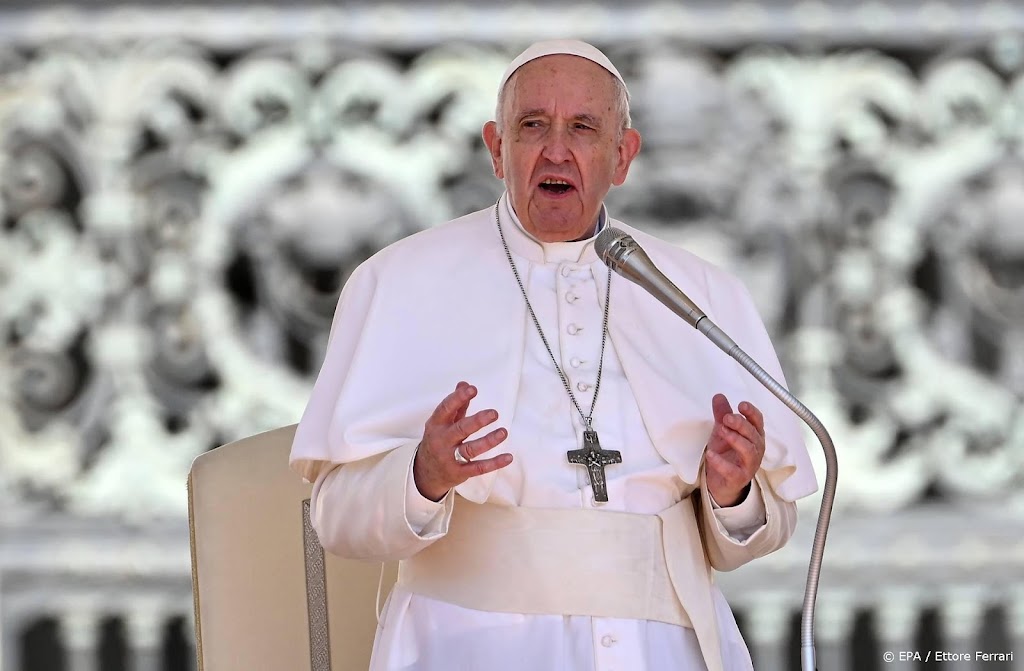 Paus kritisch op Rusland maar noemt oorlog 'misschien uitgelokt'
