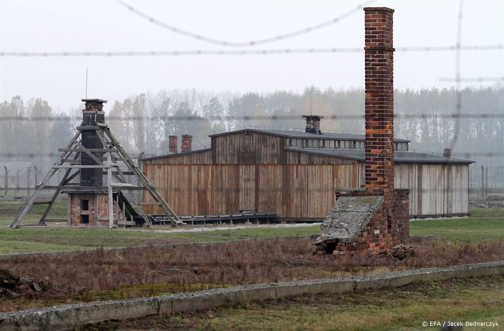 Foto's ontdekt van eerste deportaties naar Auschwitz-Birkenau