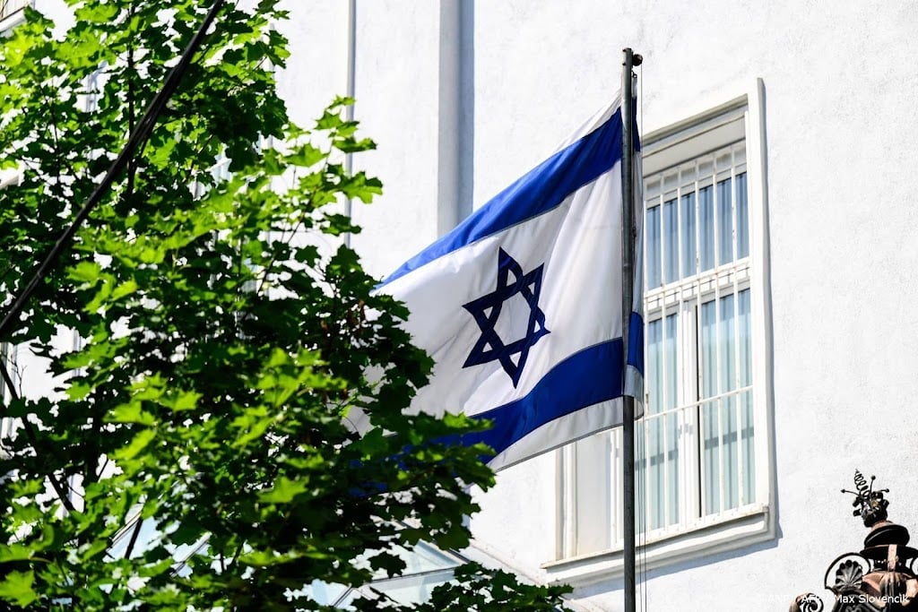 Israël: tientallen vliegtuigen vielen doelen rond Teheran aan