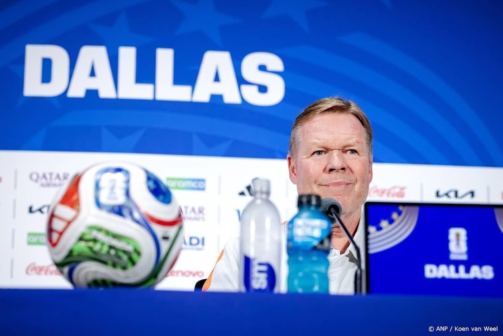 Koeman: Depay is fit voor basisplaats tegen Japan 