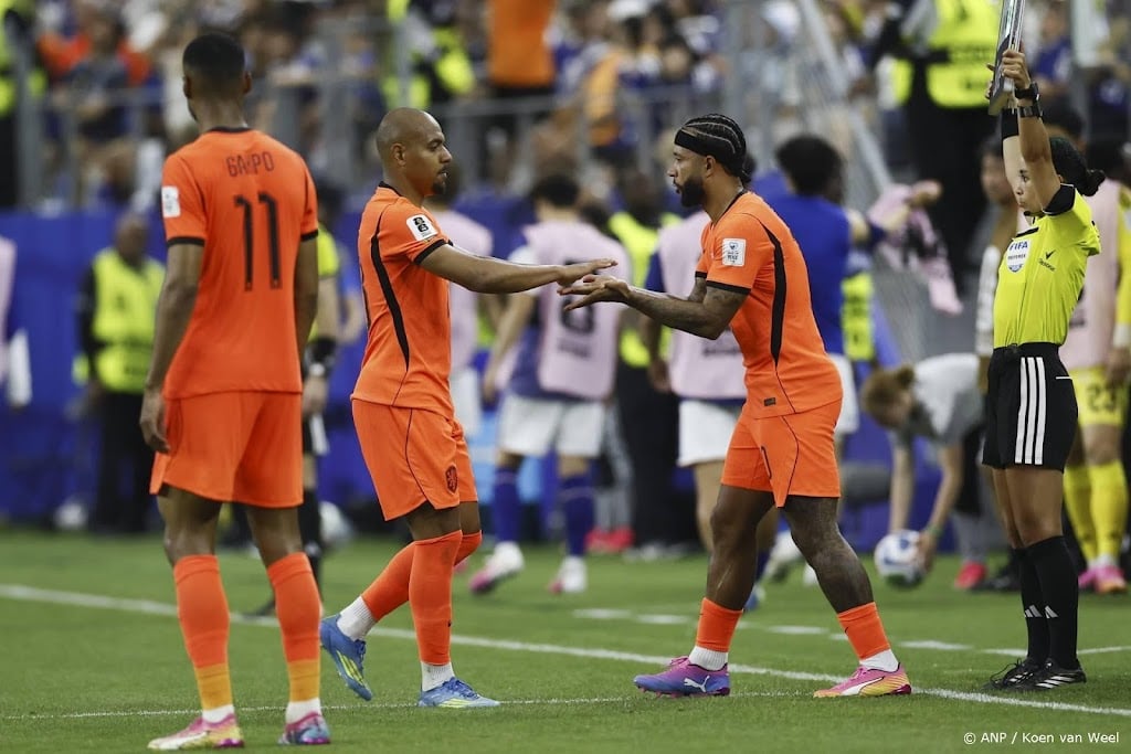 Depay passeert Van der Vaart met 110e interland voor Oranje