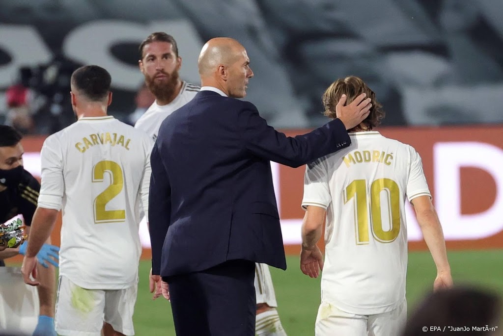 Zidane ziet Real Madrid diep gaan om kampioen te worden