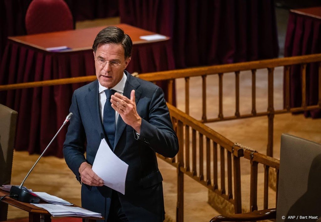 Rutte: terug naar advies om zoveel mogelijk thuis te werken