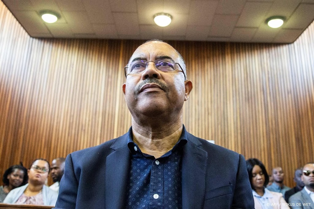 Oud-minister Mozambique bekent schuld in fraudeproces in VS