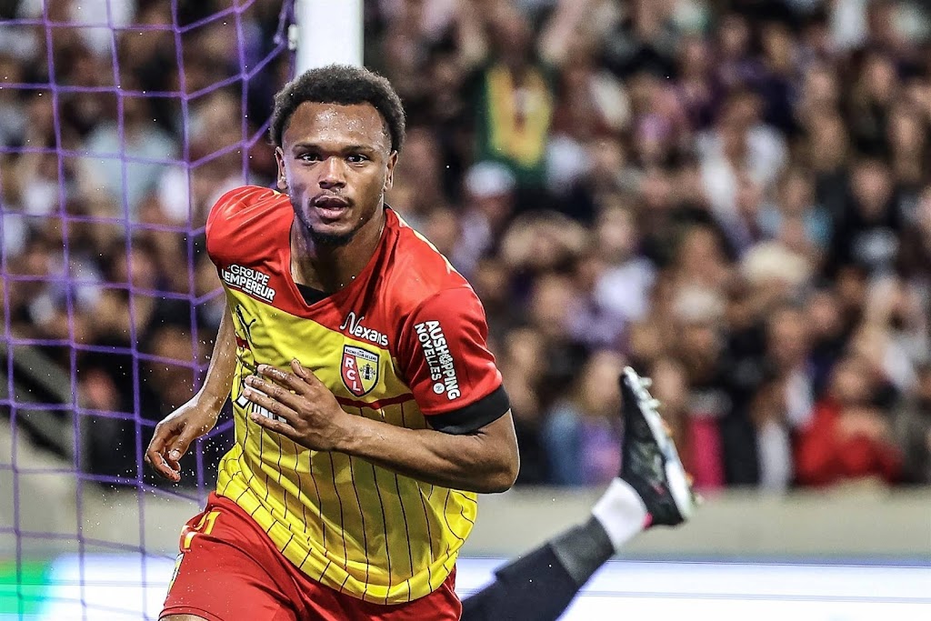 Voormalig Vitesse-speler Openda naar RB Leipzig